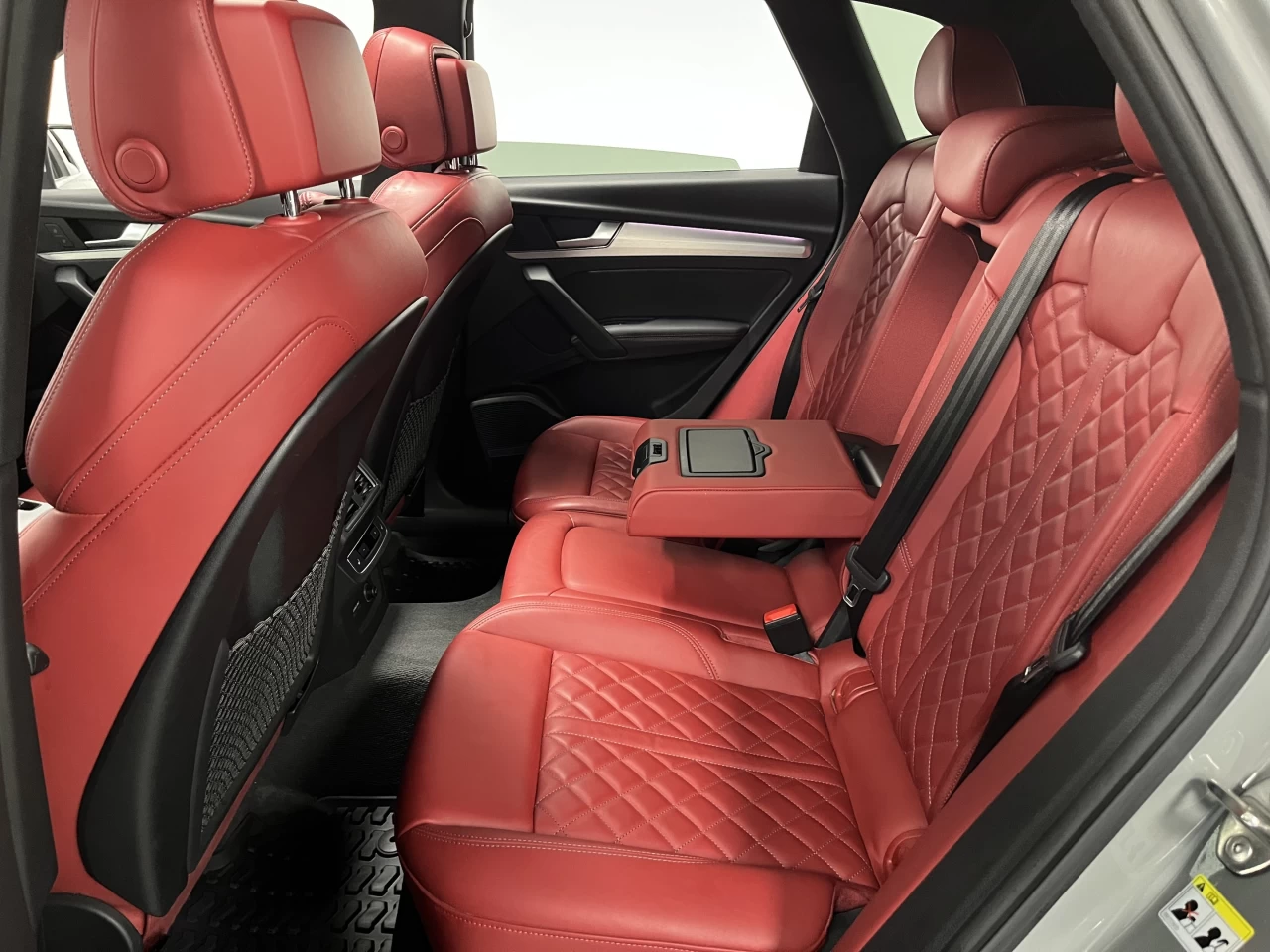 2022 Audi SQ5 QUANTUM GRAY  S-LINE  TECHNIC AIR RIDE Image principale