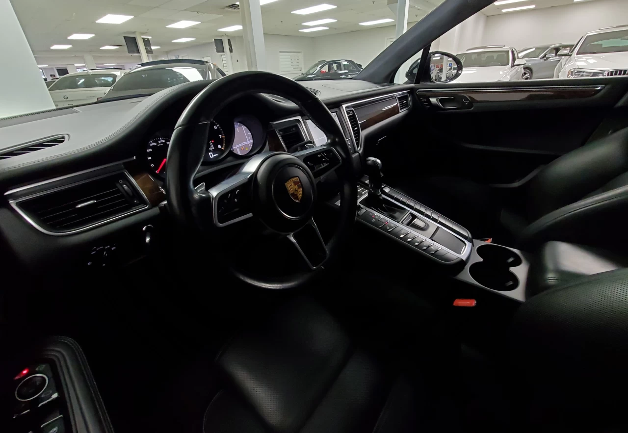 2015 Porsche Macan AWD 4dr Turbo Image principale