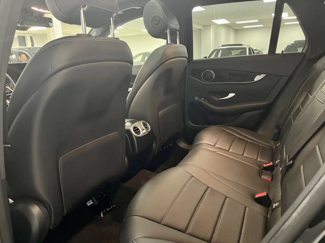 2021 Mercedes-Benz GLC GLC 300 4MATIC SUV *LOW KM* Image principale