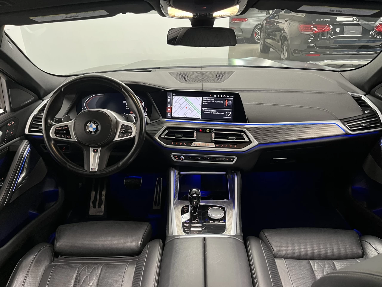 2023 BMW X6 MSPORT-FROZEN BLACK METALLIC-SKY LOUNGE Image principale