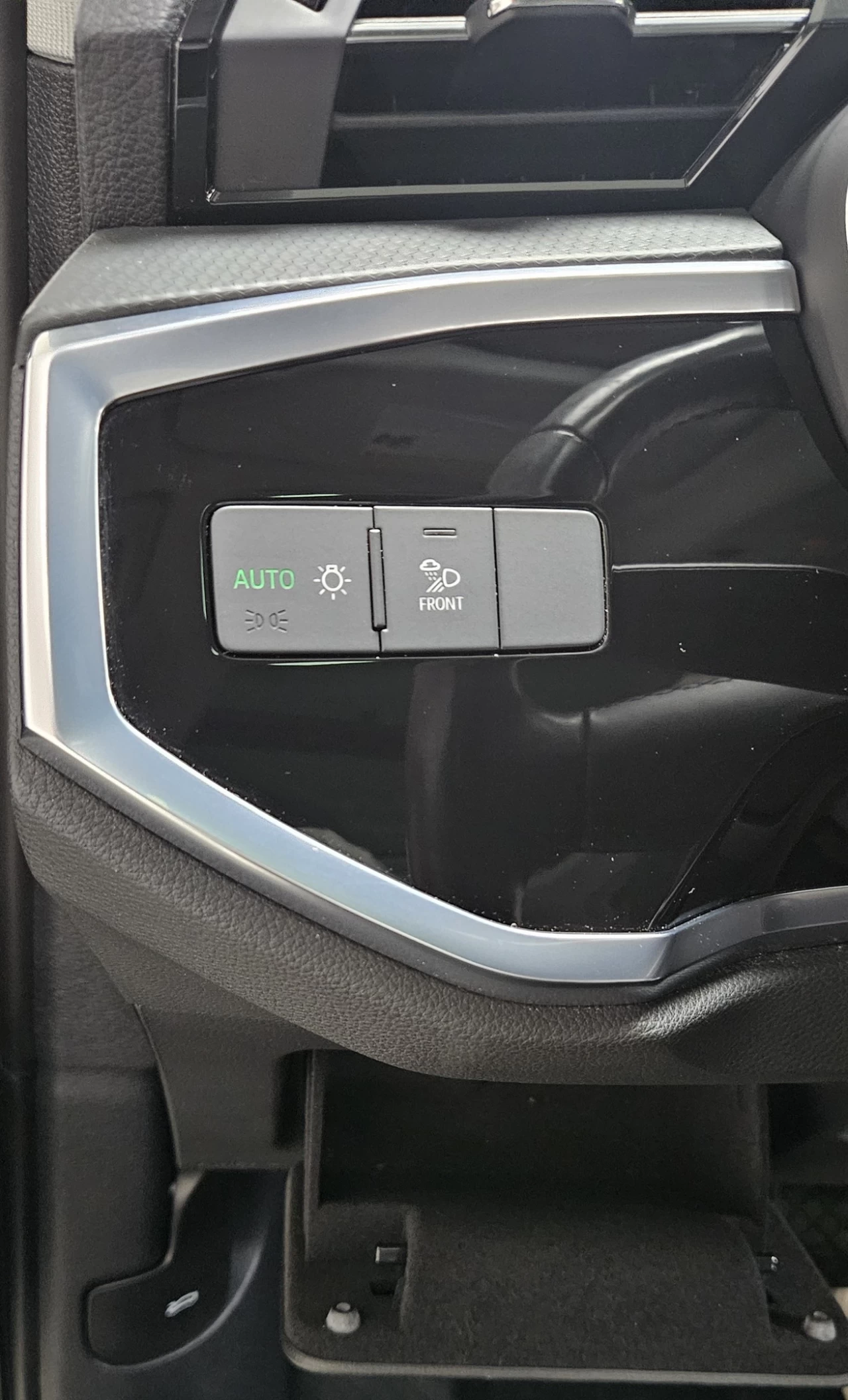 2023 Audi Q3 45 TFSI quattro LOADED ROOF Image principale