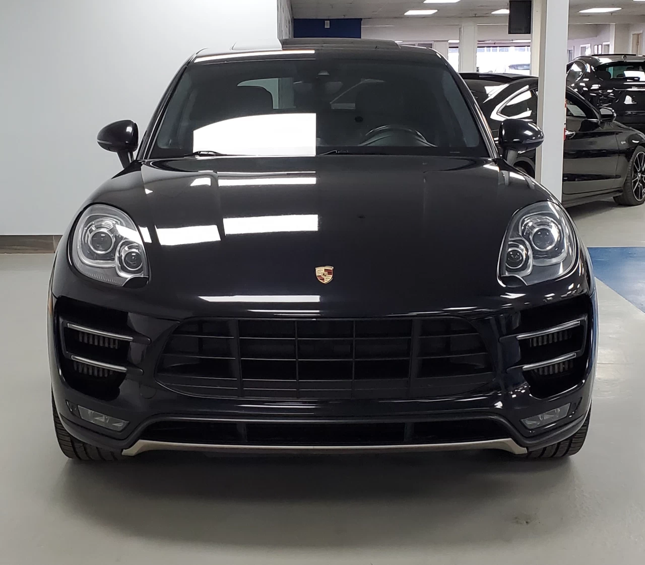 2015 Porsche Macan AWD 4dr Turbo Image principale